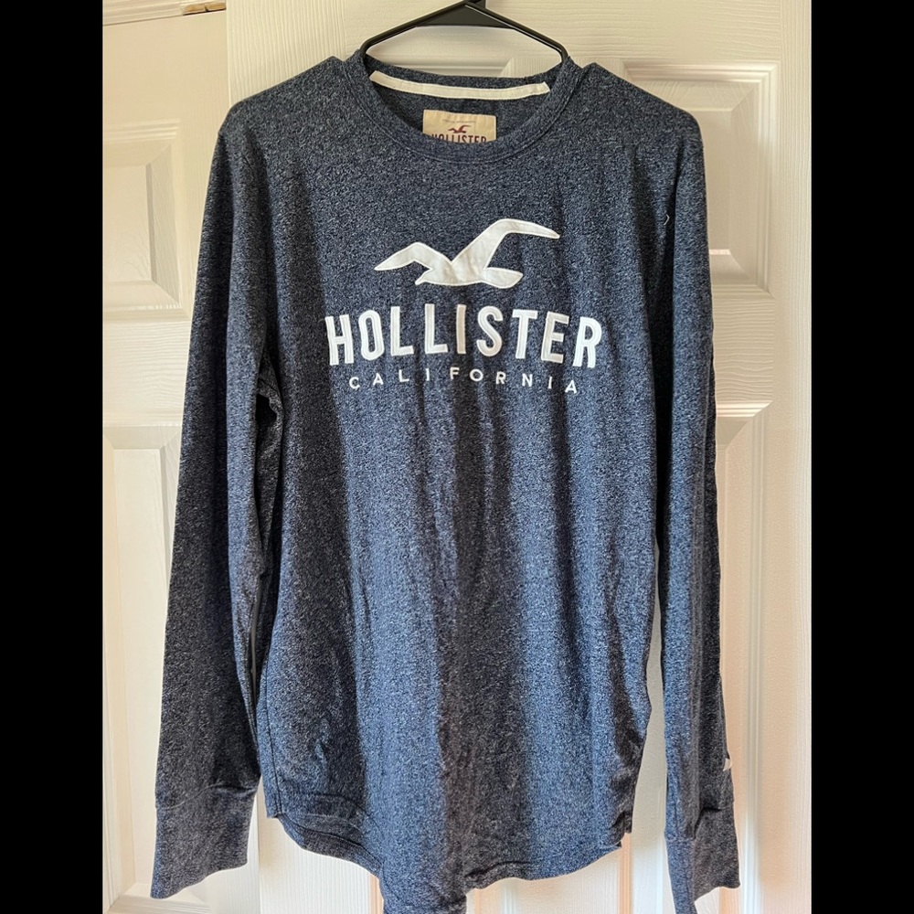 Hollister long sleeve mens shirt size medium.